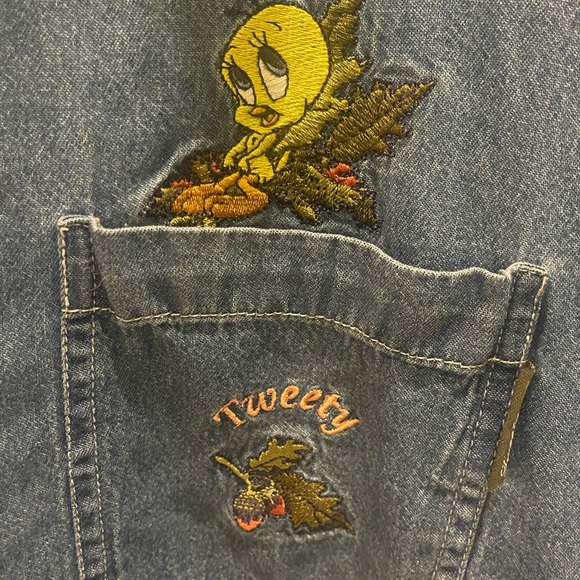 XL Vintage LOONEY TUNES Tweety Denim Button Up Shirt/ Jacket - Picture 3 of 4